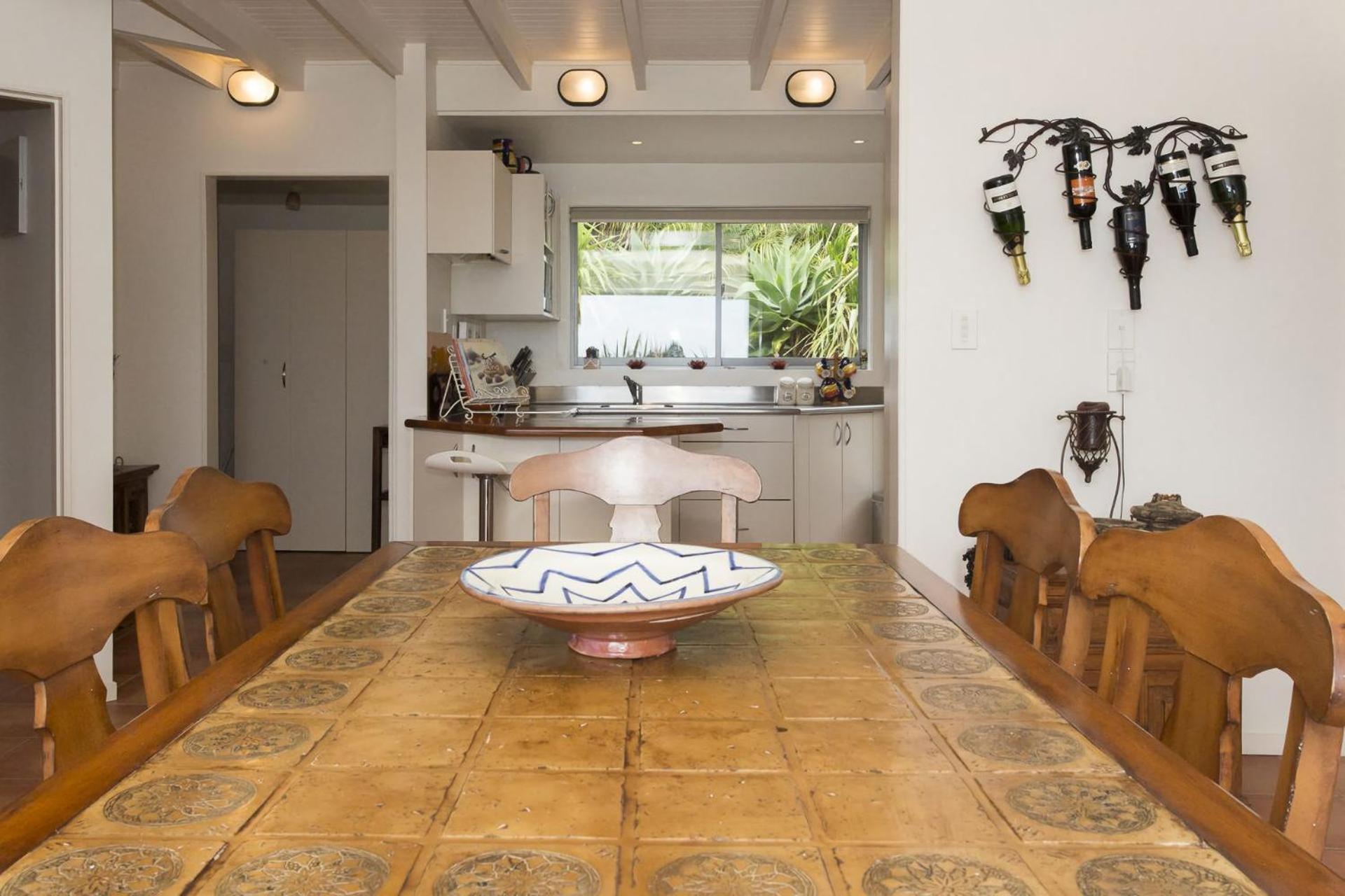 Chester Cottage Beachfront Oakura Exterior foto